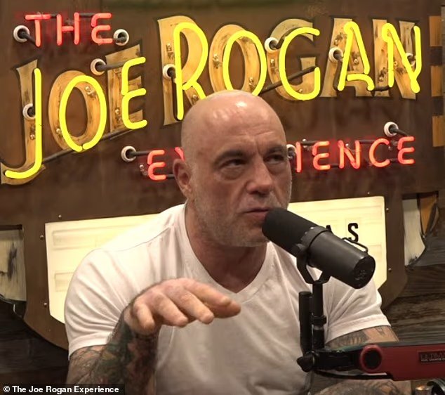 Joe Rogan prévient que l'Amérique est confrontée à un avenir