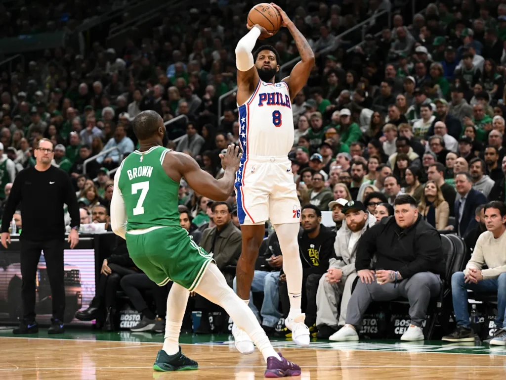 Joel Embiid réagit à la victoire des 76ers contre les