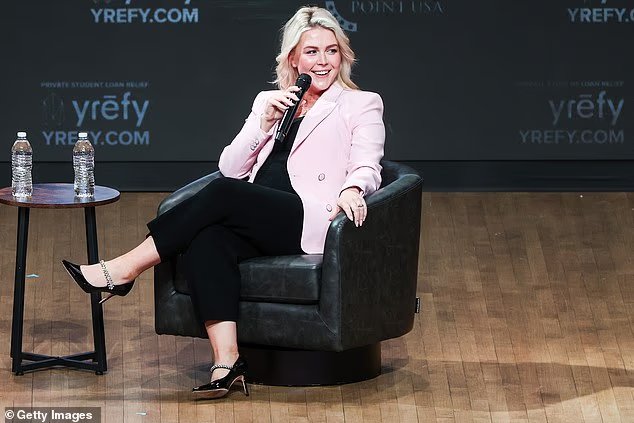 Karoline Leavitt suscite un débat houleux chez MAGA pour ses