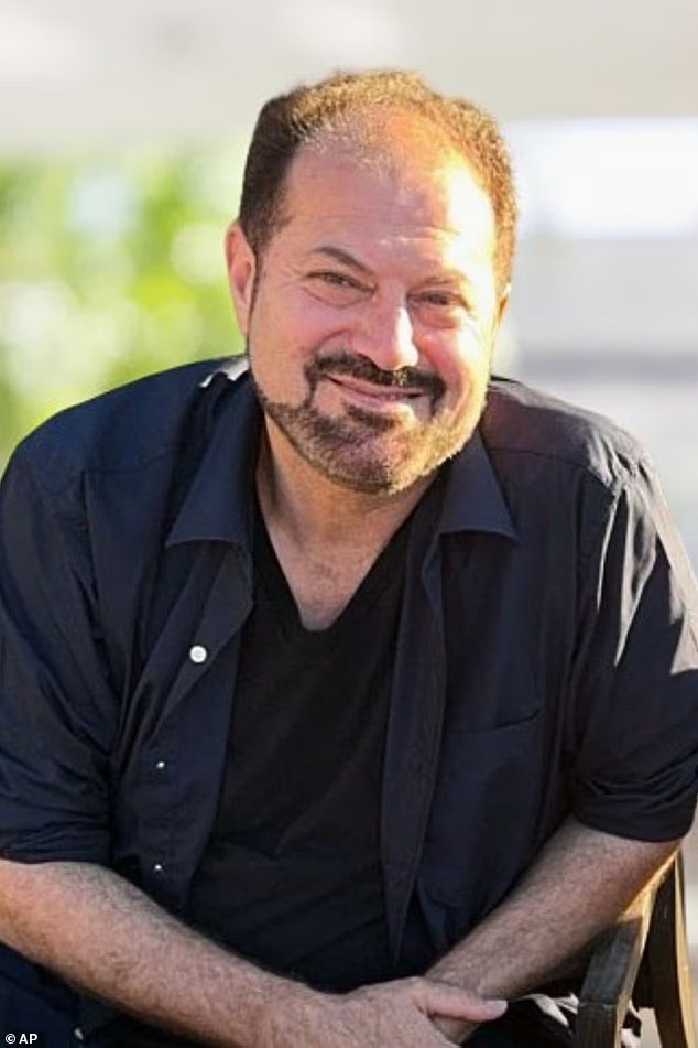 L'ICE arrête le chef de la plus grande mosquée du