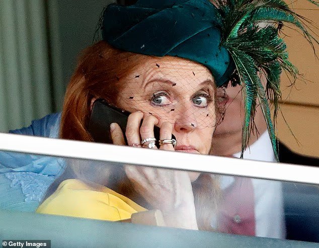 LIZ JONES : Sarah Ferguson n'est pas méchante, elle est