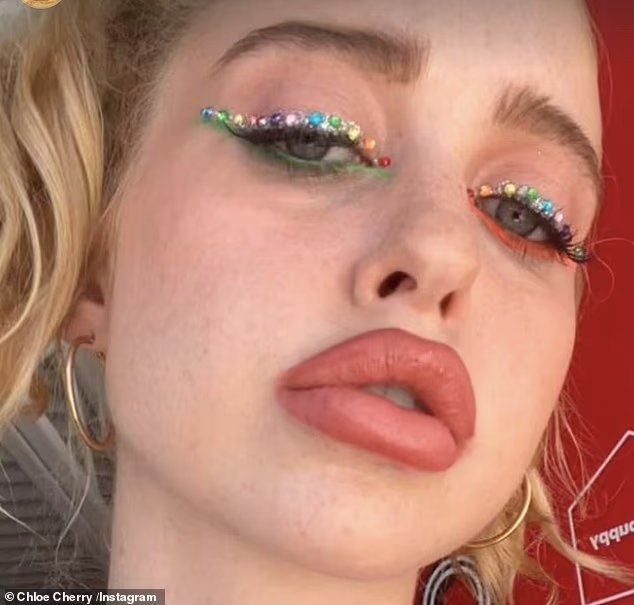 La co-star d'Euphoria, Sidney Sweeney, se retourne maintenant contre elle