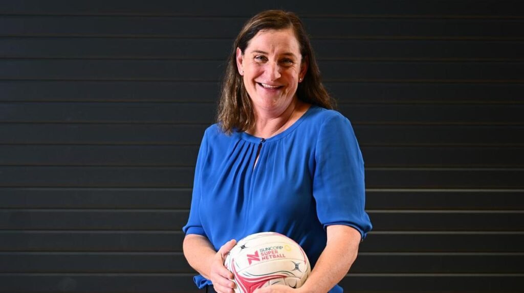 La directora ejecutiva de Netball Australia, Stacey West, dimitió tras