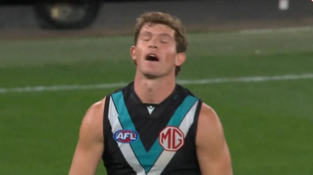 La estrella de Port Adelaide, Mitch Georgiades, desperdició una última