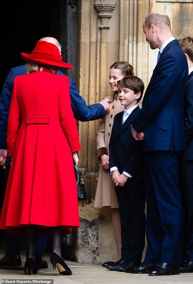 La princesse Charlotte vole la vedette et reçoit une adorable