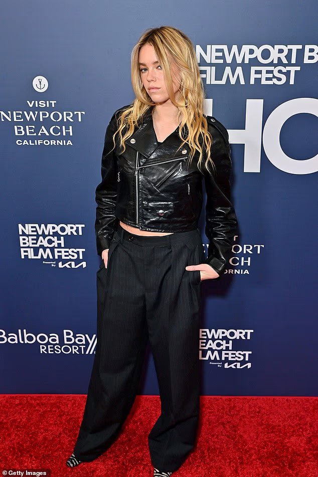 La star de Supergirl, Millie Alcock, a été surnommée "Blanche