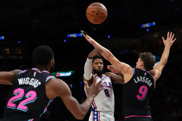 La star des 76ers, Paul George, fait le point sur