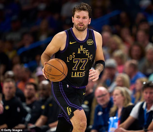 La star des Lakers, Luka Doncic, se rend en Europe