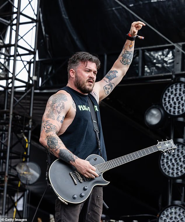 La star du rock hardcore Bo Lueders de Harm's Way