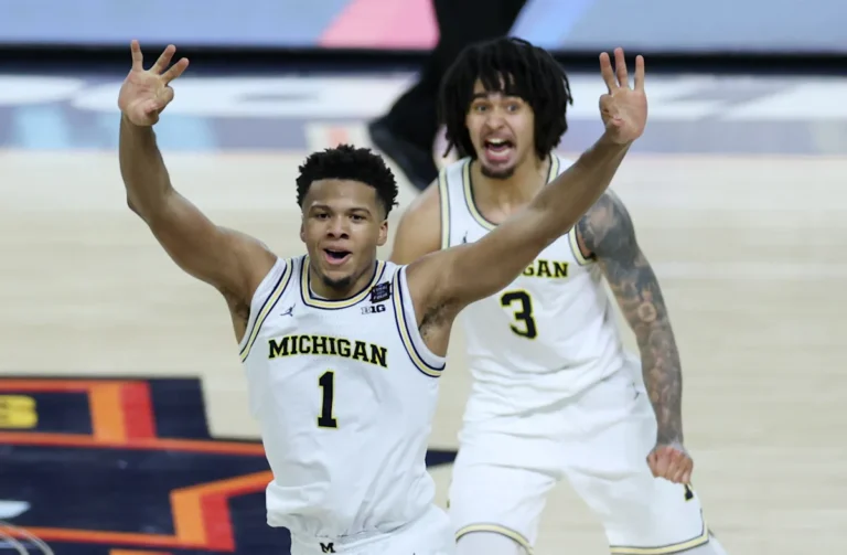 La victoire à 5 joueurs du Michigan contre UConn lors