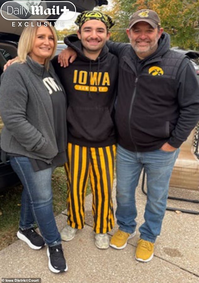 La vie heureuse d'une mère pratiquant une tarte aux pommes