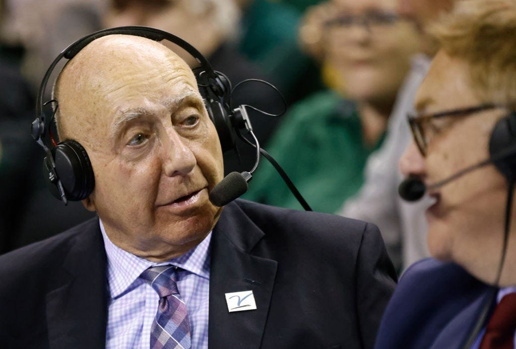 L'annonceur emblématique du basket-ball, Dick Vitale, a reçu un diagnostic
