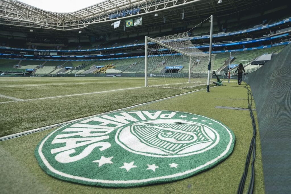 Le Paris Saint-Germain traque l'étoile montante de Palmela, Eric Bailey