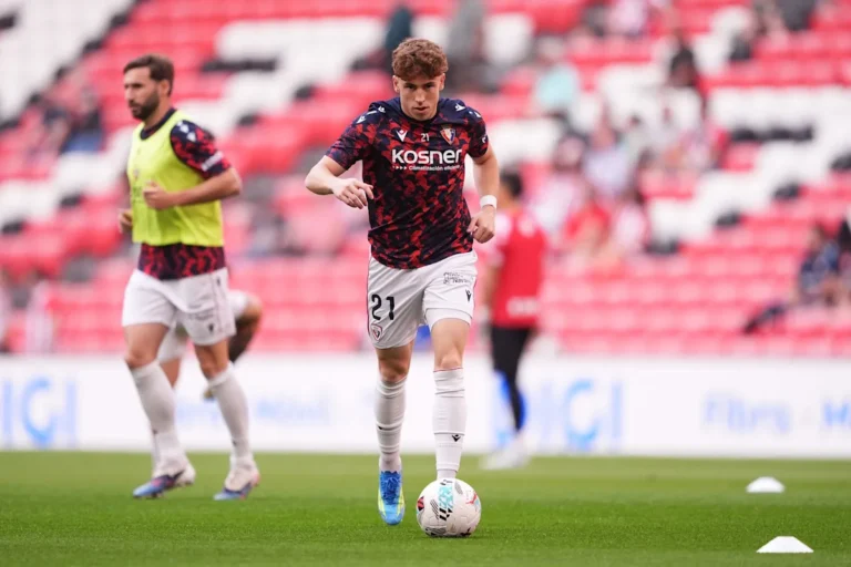 Le conseil d'administration de Barcelone rencontre l'agent de l'ailier de