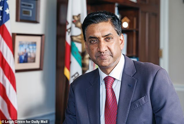 Le démocrate révèle qu'il a largué Swalwell à cause de