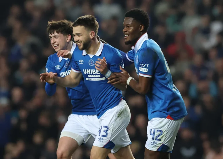 Le joueur remarquable des Rangers s’apprête à quitter la Premier