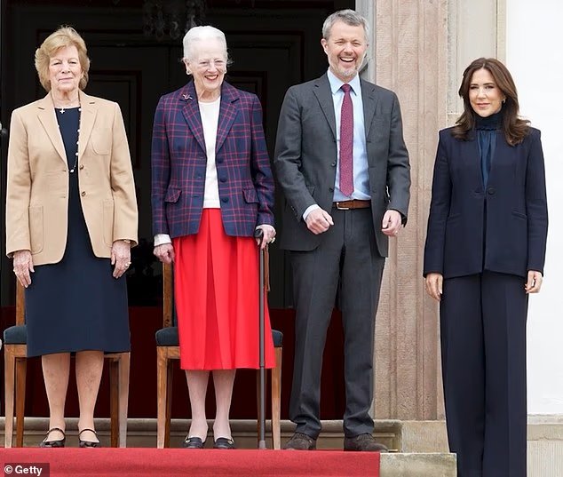 Le moment où Margret II du Danemark donne à sa