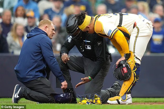 Le moment terrifiant où l'arbitre vétéran de la MLB a