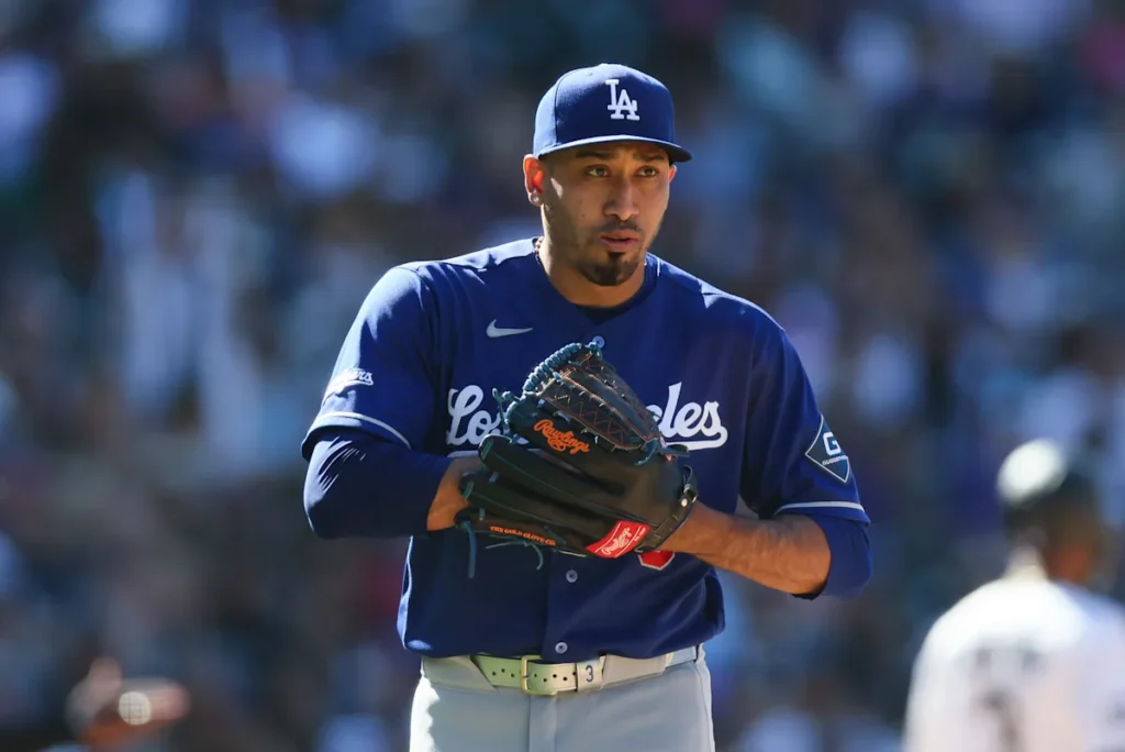 Le plus proche des Dodgers, Edwin Diaz, a eu affaire