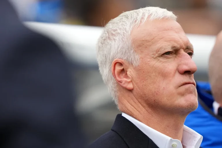 L'entraîneur vainqueur de la Coupe du Monde est considéré comme