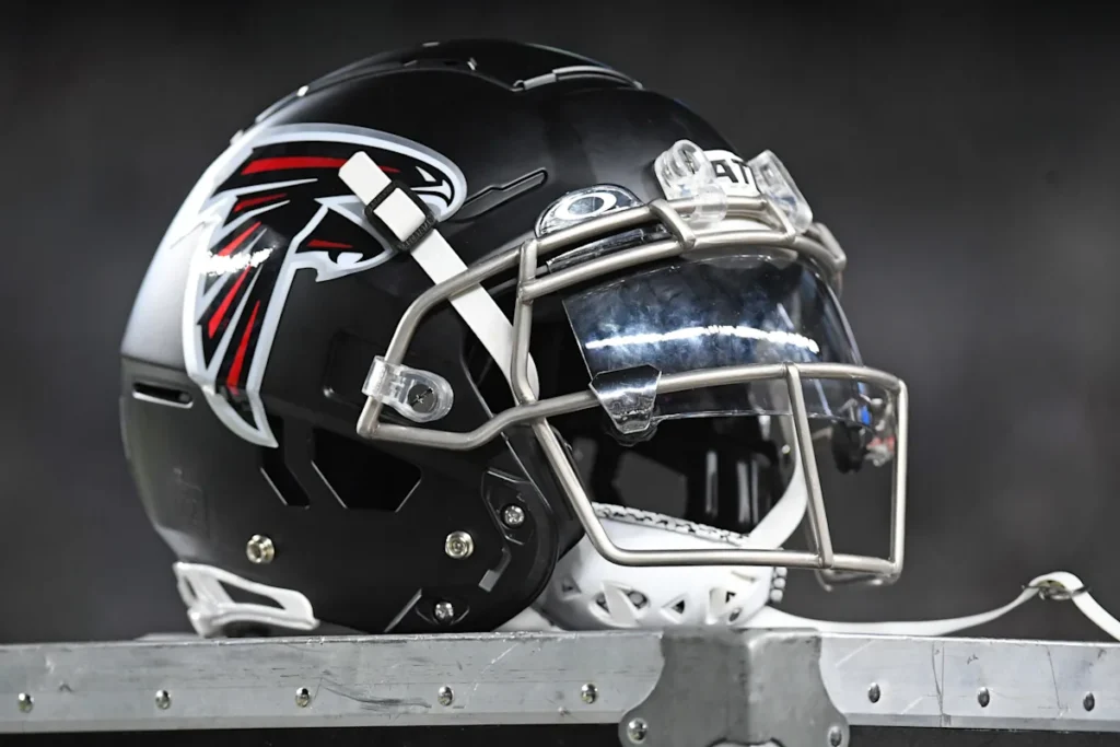 Les Falcons dévoilent un nouveau design d'uniforme pour la saison