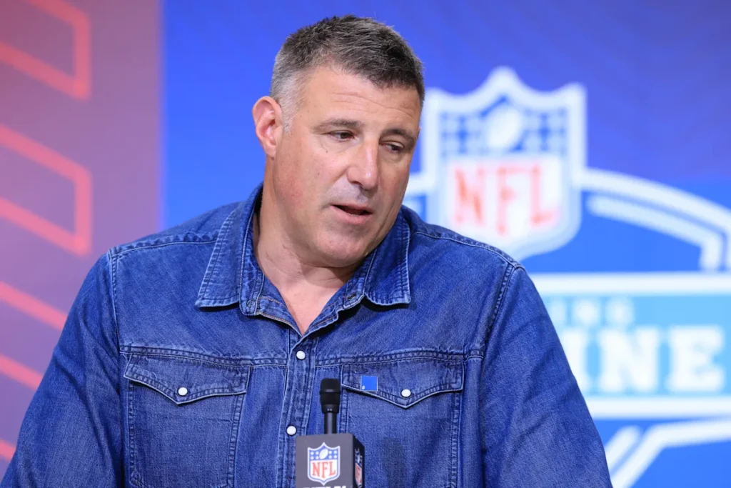 Les Patriots confirment « aucun contact » avec Mike Vrabel