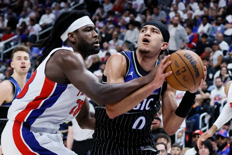 Les Pistons ont pris d'assaut le Magic dans la peinture