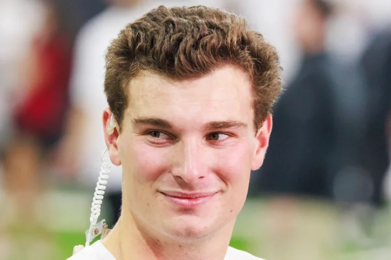 Les Raiders reprennent le quart-arrière Fernando Mendoza avec le premier