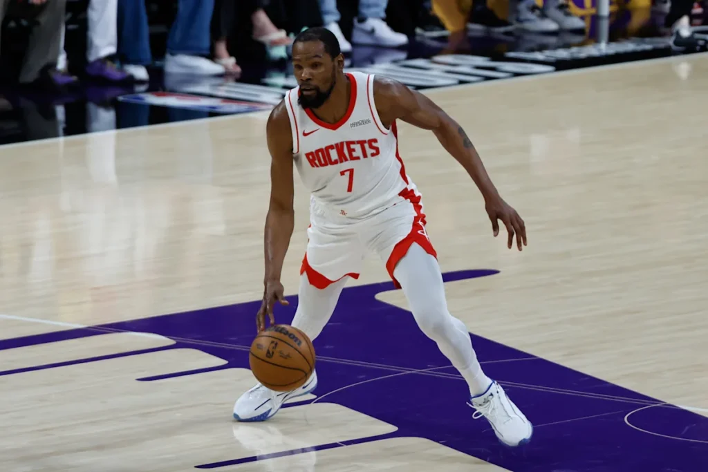 Les Rockets excluent Kevin Durant pour le match 5 contre