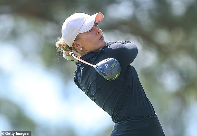 Les fans critiquent le golfeur après avoir révélé la cause