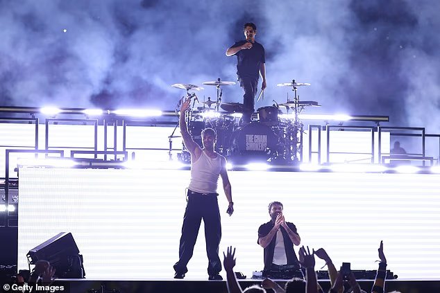 Les fans de March Madness sont indignés après le concert