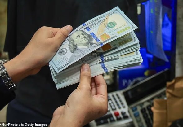 Les licenciements massifs de contribuables tentent les contribuables ordinaires avec