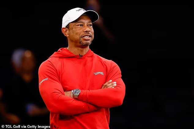 Les premiers trophées connus de Tiger Woods VENDUS aux enchères