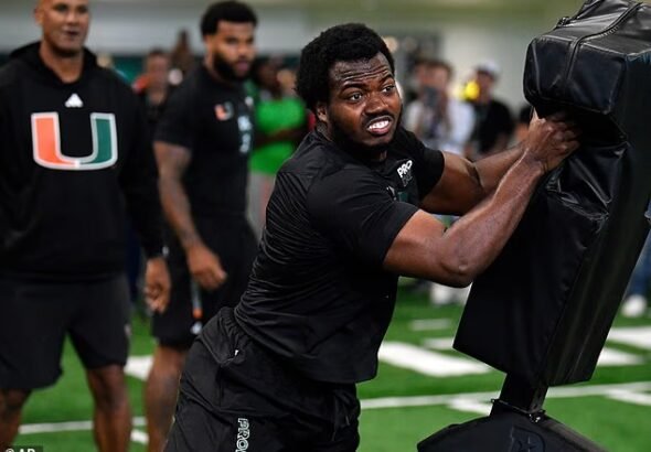 L'espoir de la NFL Reuben Bain Jr. cité pour conduite