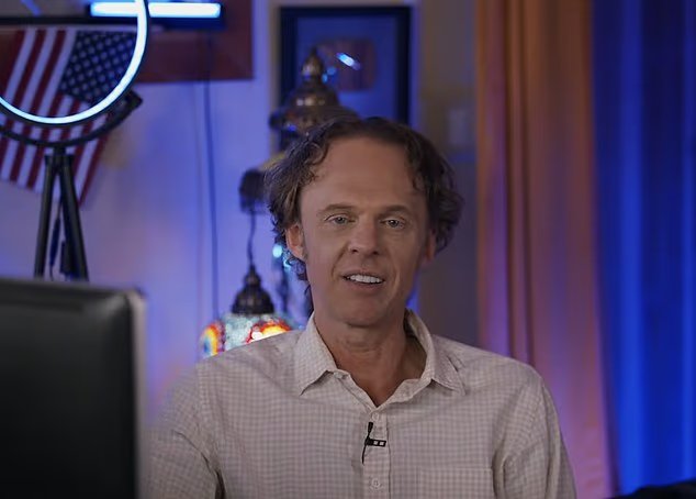 L'expert en ovnis et écrivain paranormal David Wilcock décède chez