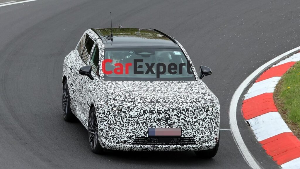 Lexus se enfrenta a sus rivales Cadillac y Volvo con