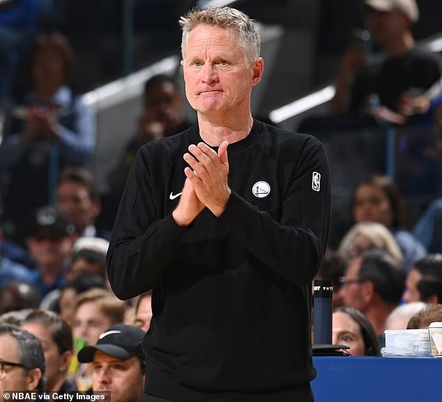 L'icône de la NBA, Steve Kerr, répond aux critiques brutales