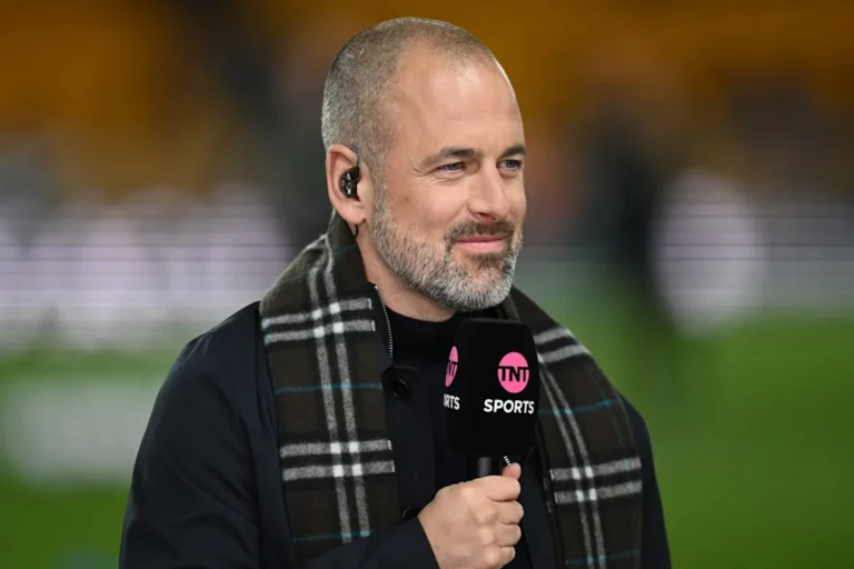 L'icône de la Premier League exhorte Liverpool à recruter la