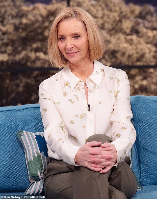 Lisa Kudrow dit que l'équipe de rédaction de Friends était