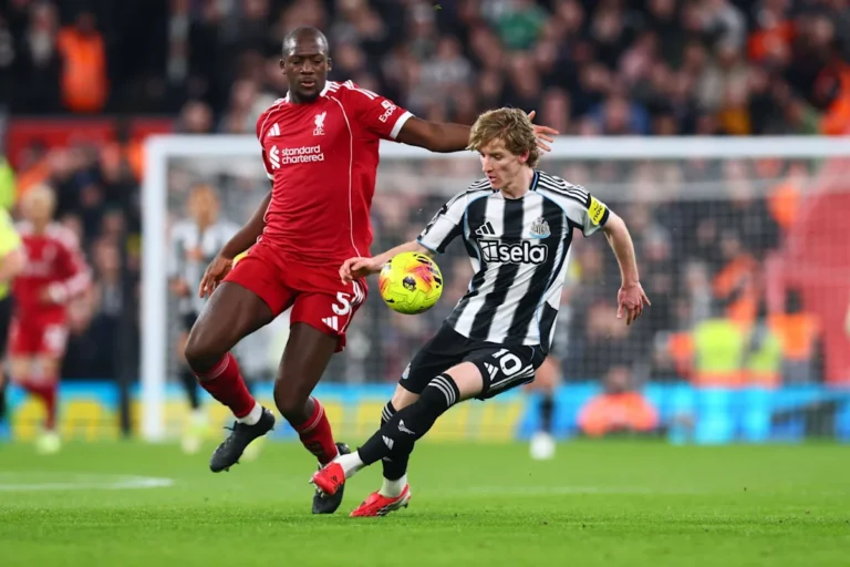 Liverpool intéressé par 35 millions de livres sterling pour un