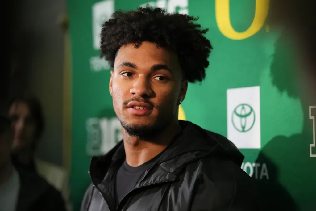 Lorsque les Jets TE Kenyon Sadiq ont été repêchés par