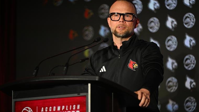 Louisville Cardinals Basketball Transfer Portal Tracker Mises à jour en