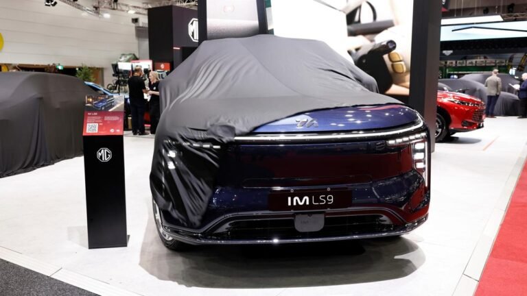 MG presenta un SUV insignia eléctrico de lujo de autonomía