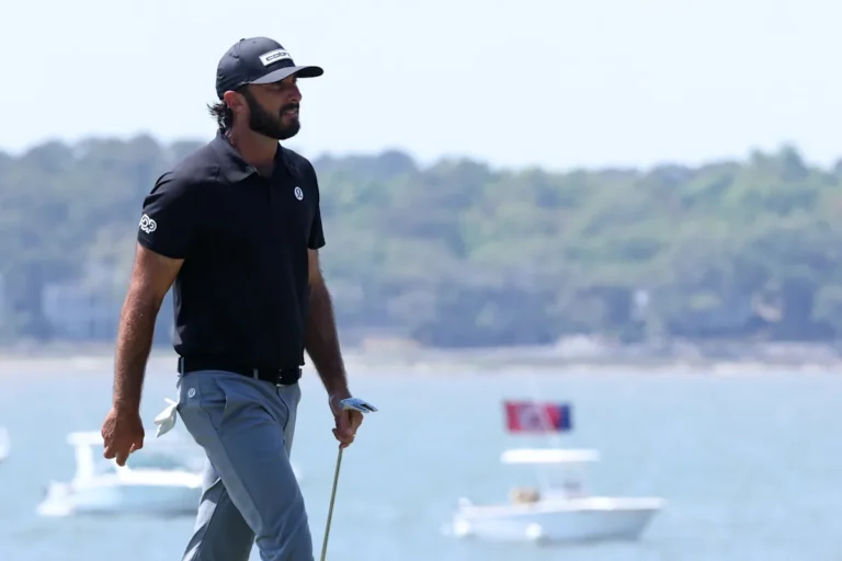Max Homa jette ses clubs à RBC Heritage quelques jours