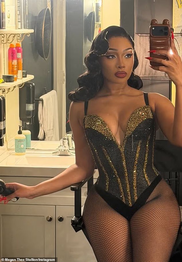 Megan Thee Stallion QUITTE le Moulin Rouge de Broadway après