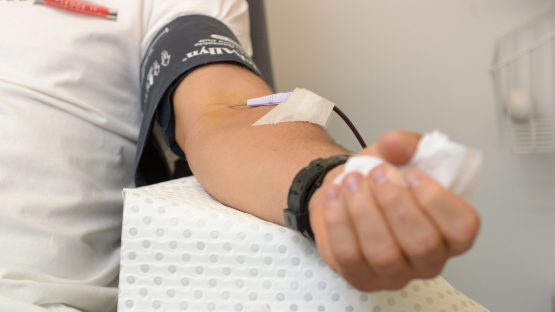 Miles de hombres homosexuales y bisexuales australianos más pueden donar