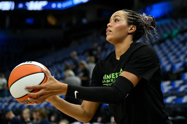 Nafessa Collier serait de retour aux Minnesota Lynx en agence