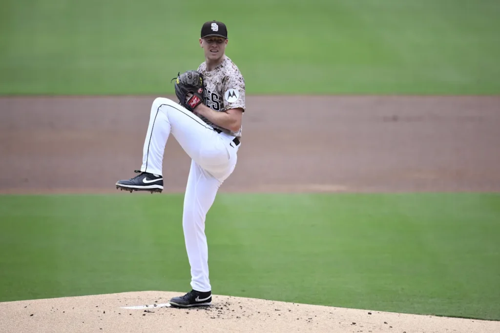 Nick Pivetta à l'Illinois ; Alec Jacobs et Matt Waldron repêchés