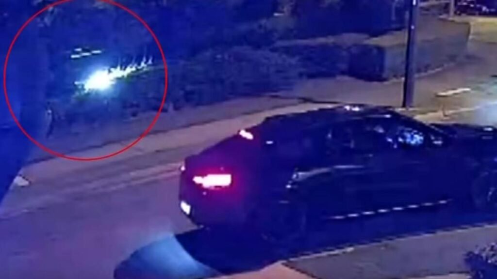 "No es justo": ladrones enmascarados atacan a una pareja de