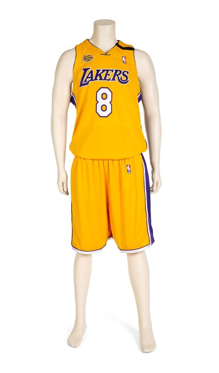 N°33 dans l’histoire du maillot des Lakers – John Fairchild